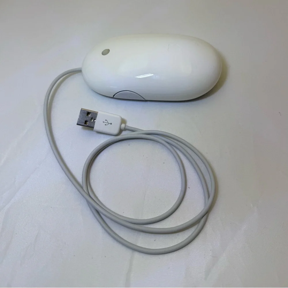 Apple A1152 Wired USB Optical Mighty Mouse White